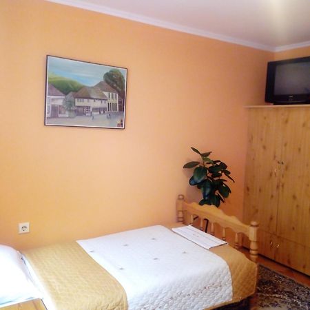 Hotel 24 Jul Πλιέβλια Δωμάτιο φωτογραφία