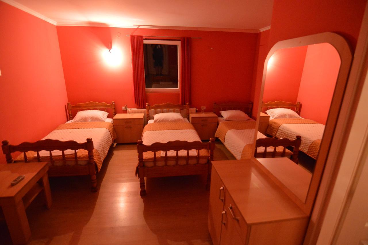 Hotel 24 Jul Πλιέβλια Εξωτερικό φωτογραφία