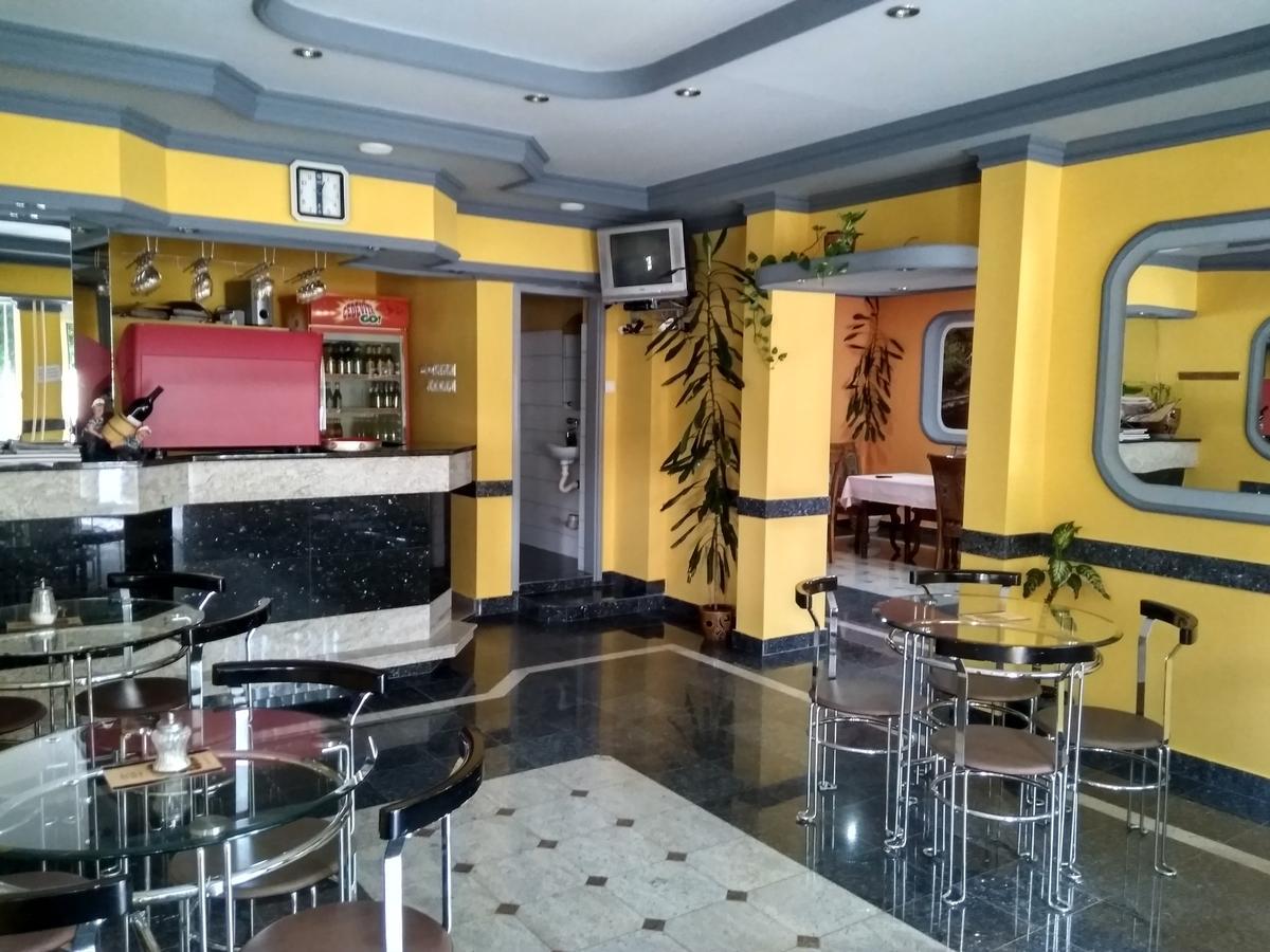 Hotel 24 Jul Πλιέβλια Εξωτερικό φωτογραφία